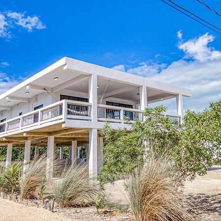 Villa Sea Lux San Pedro  Bagian luar foto